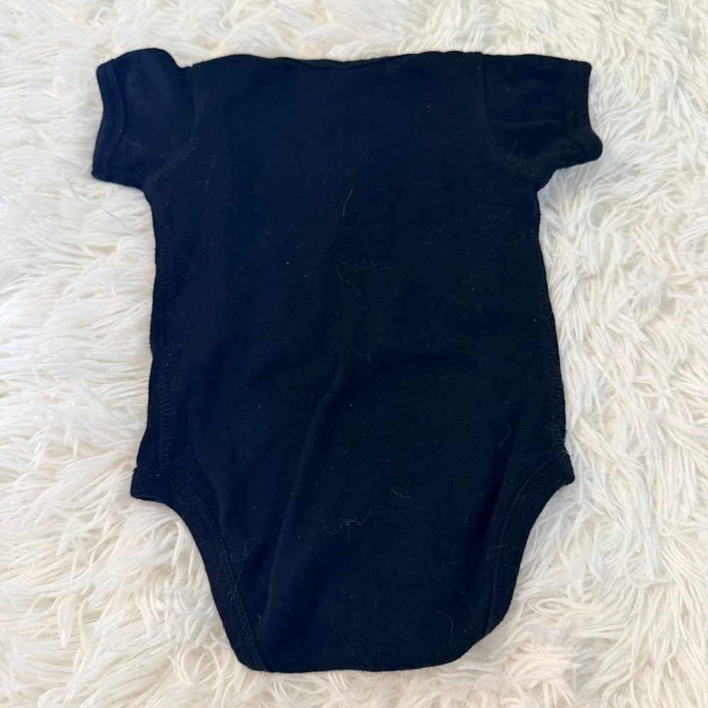 Philadelphia Eagles Baby Bodysuit 0-3 Months Black NFL Football One Piece - Picture 3 of 6